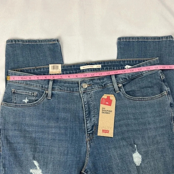 NEW Levi’s Sculpt 311 Shaping Skinny Distressed Jean Size 22W - Picture 9 of 12